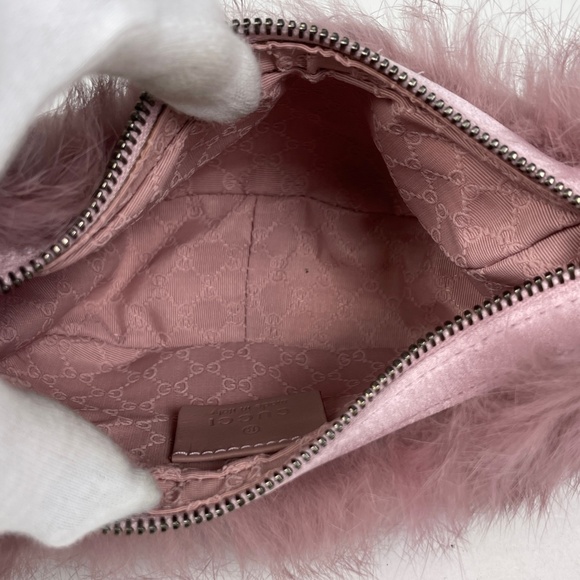 GUCCI Pink Pouch - Picture 6 of 7